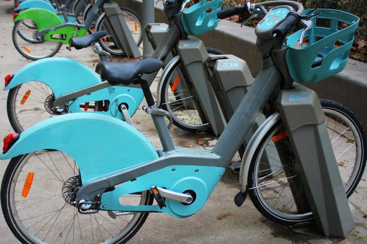 Electric Hybrid Bikes Built for Travel, Comfort, Range and City Rides