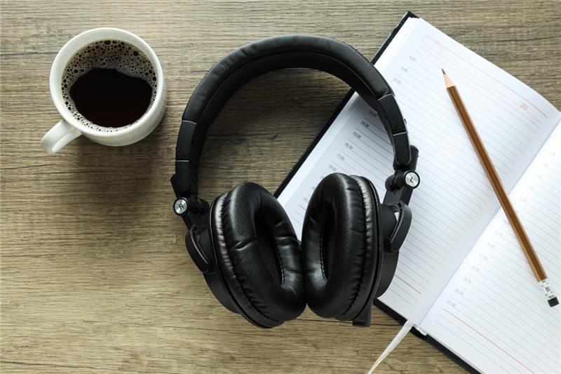 Bring Bluetooth Headphones for Relaxing Travel Journeys