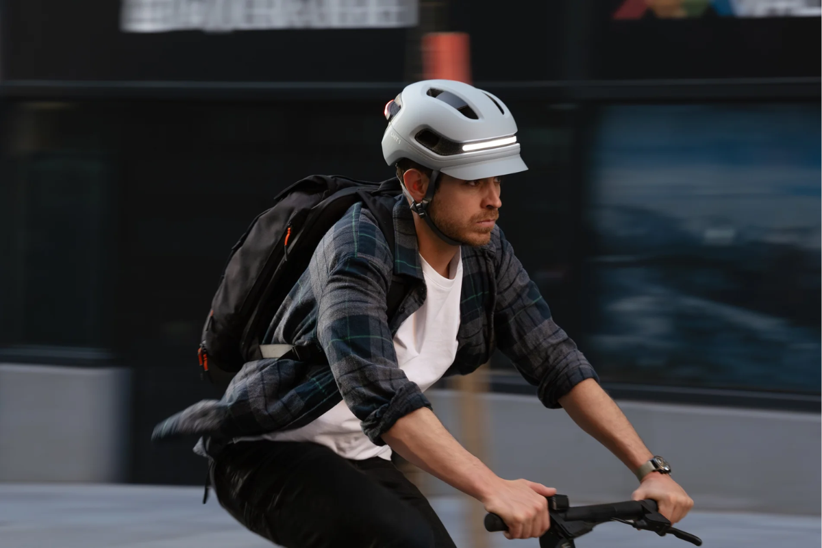 Best Helmets for Electric Travel Riders on City and Trail Routes
